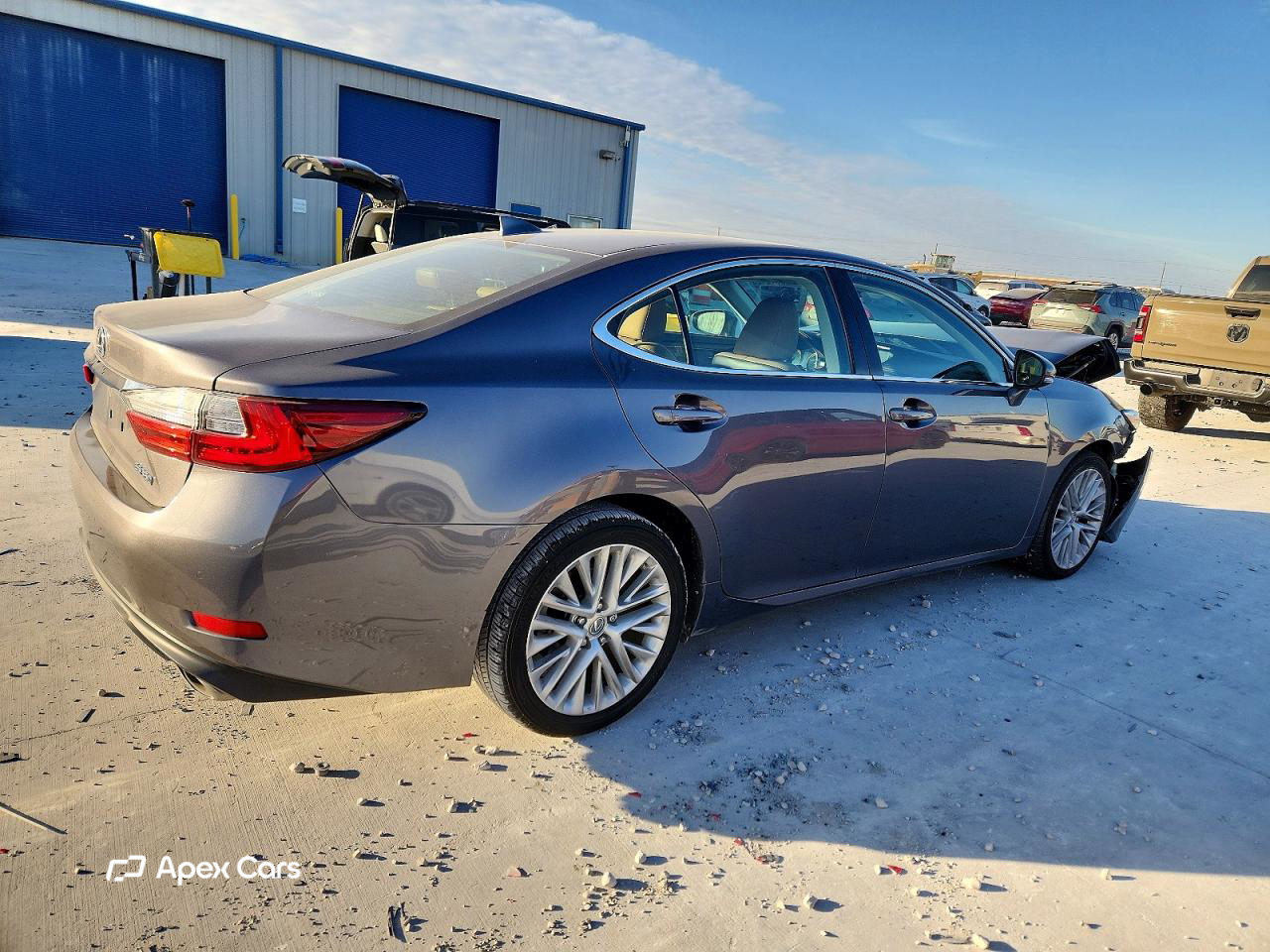 Lexus ES 2016