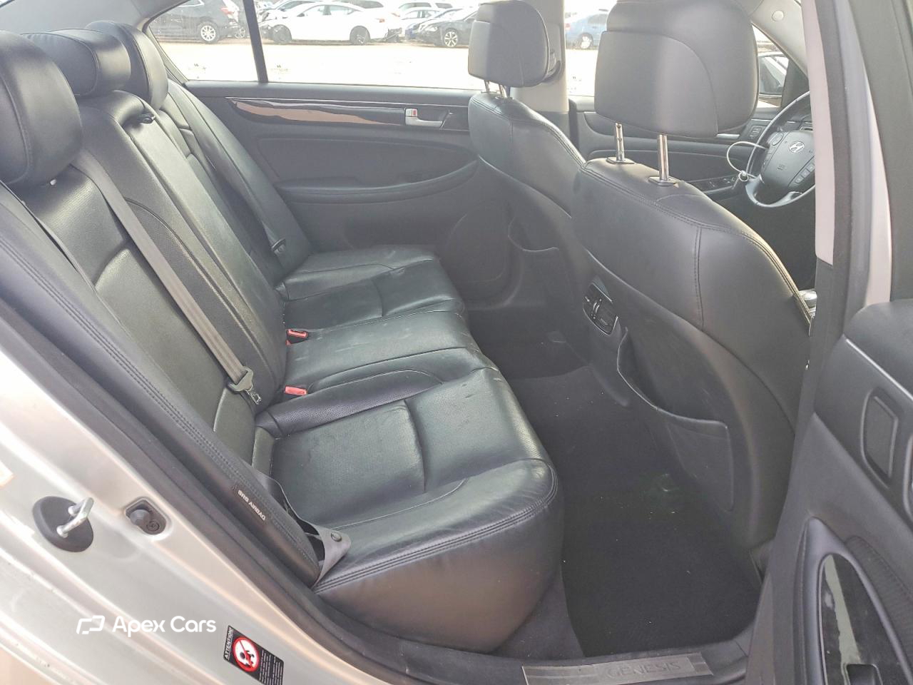 Hyundai Genesis 2012