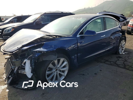 Tesla Model 3 2019 - Image 1 of 13