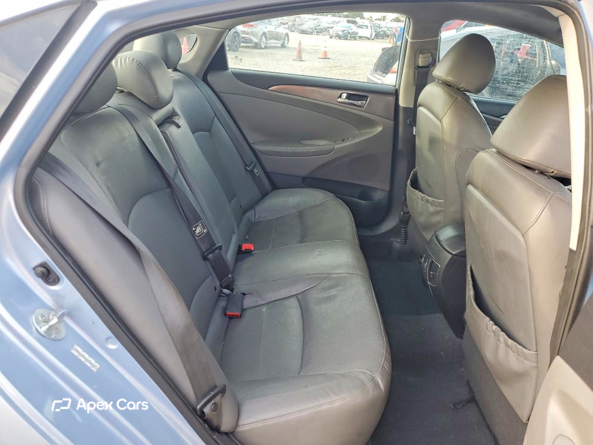 Hyundai Sonata 2011