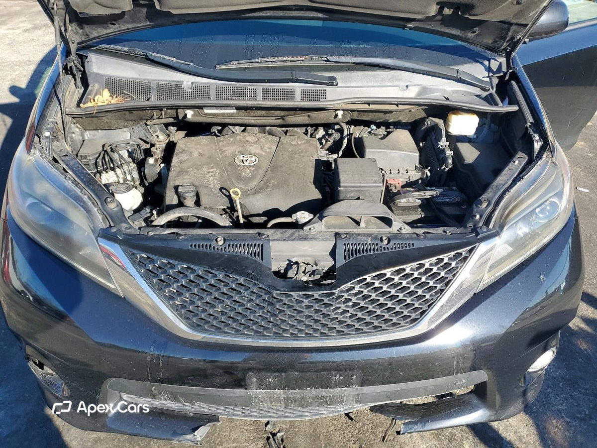 Toyota Sienna 2017