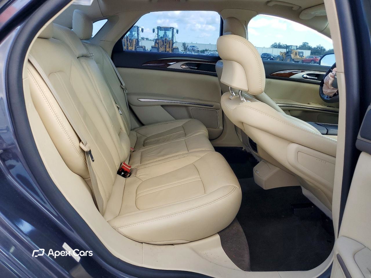 Lincoln MKZ 2013