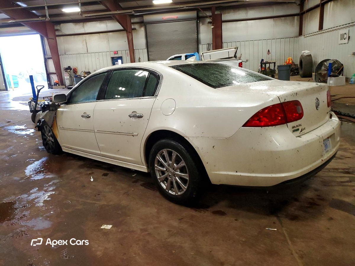 Buick Lucerne 2011
