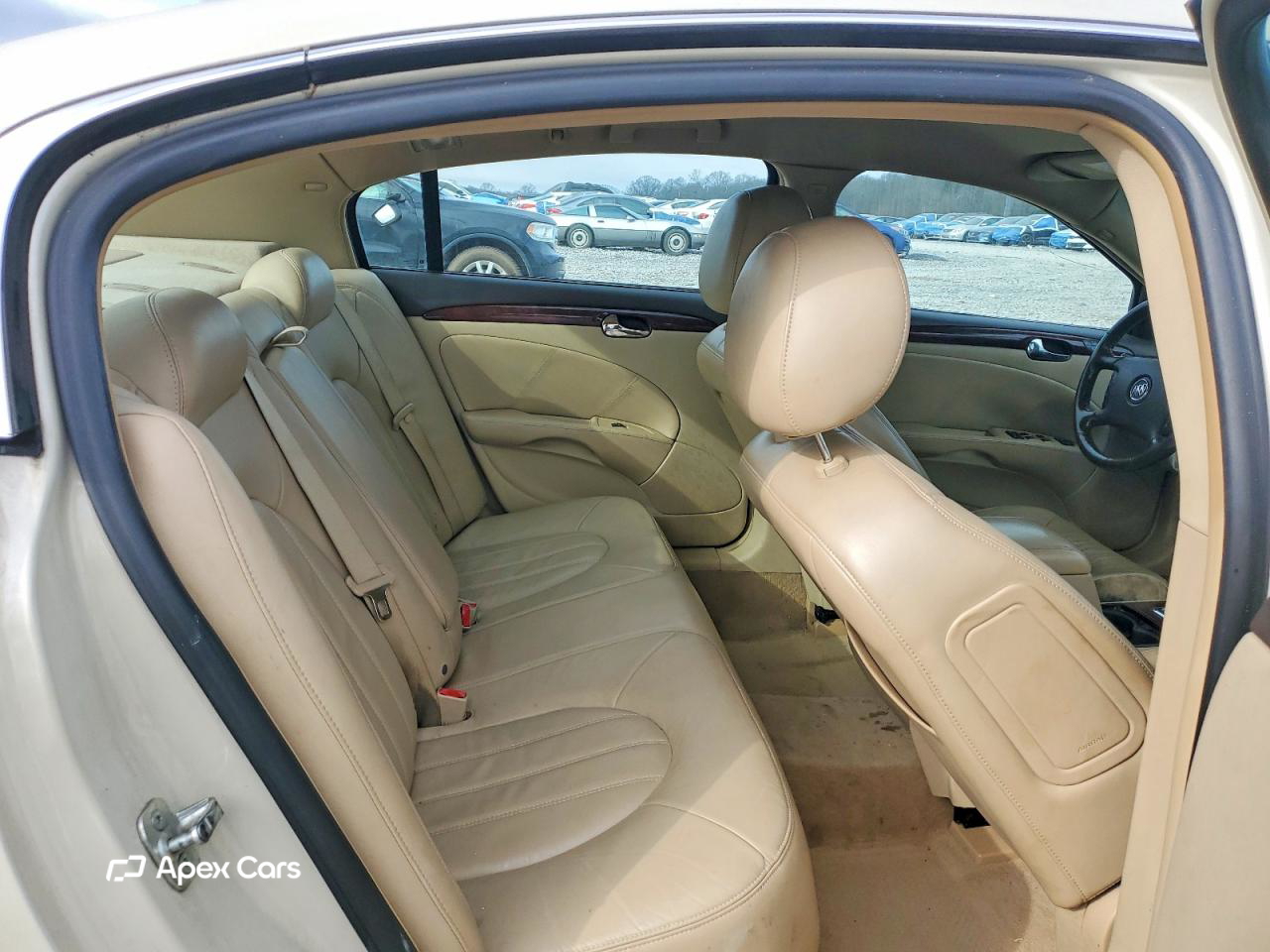 Buick Lucerne 2010