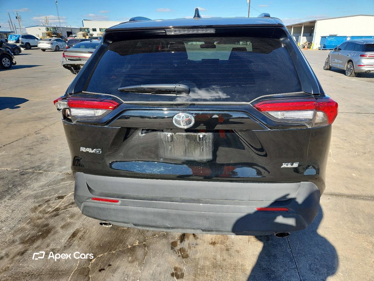 Toyota RAV 4 2025