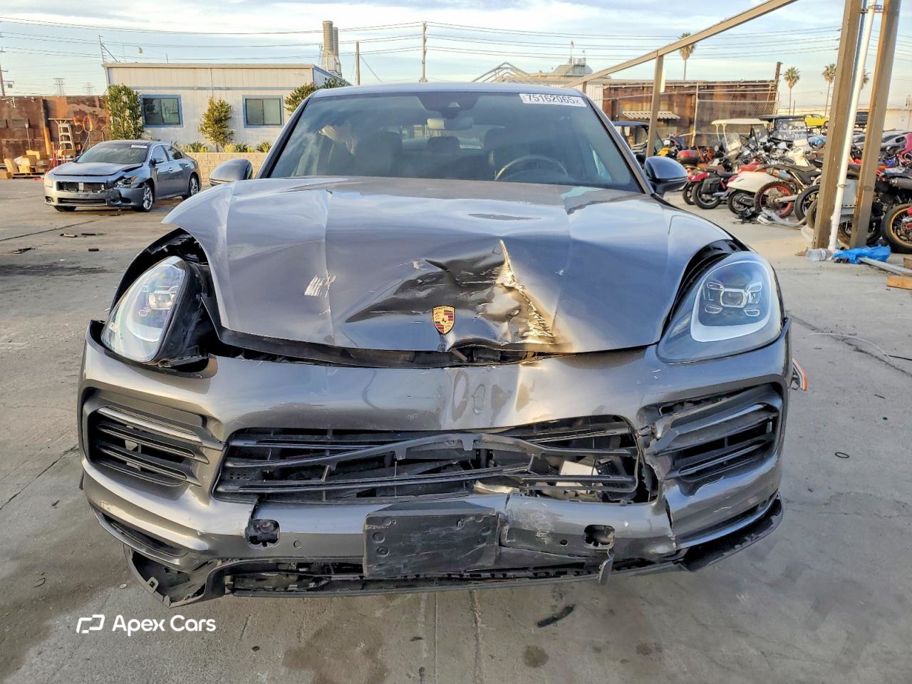 Porsche Cayenne 2021