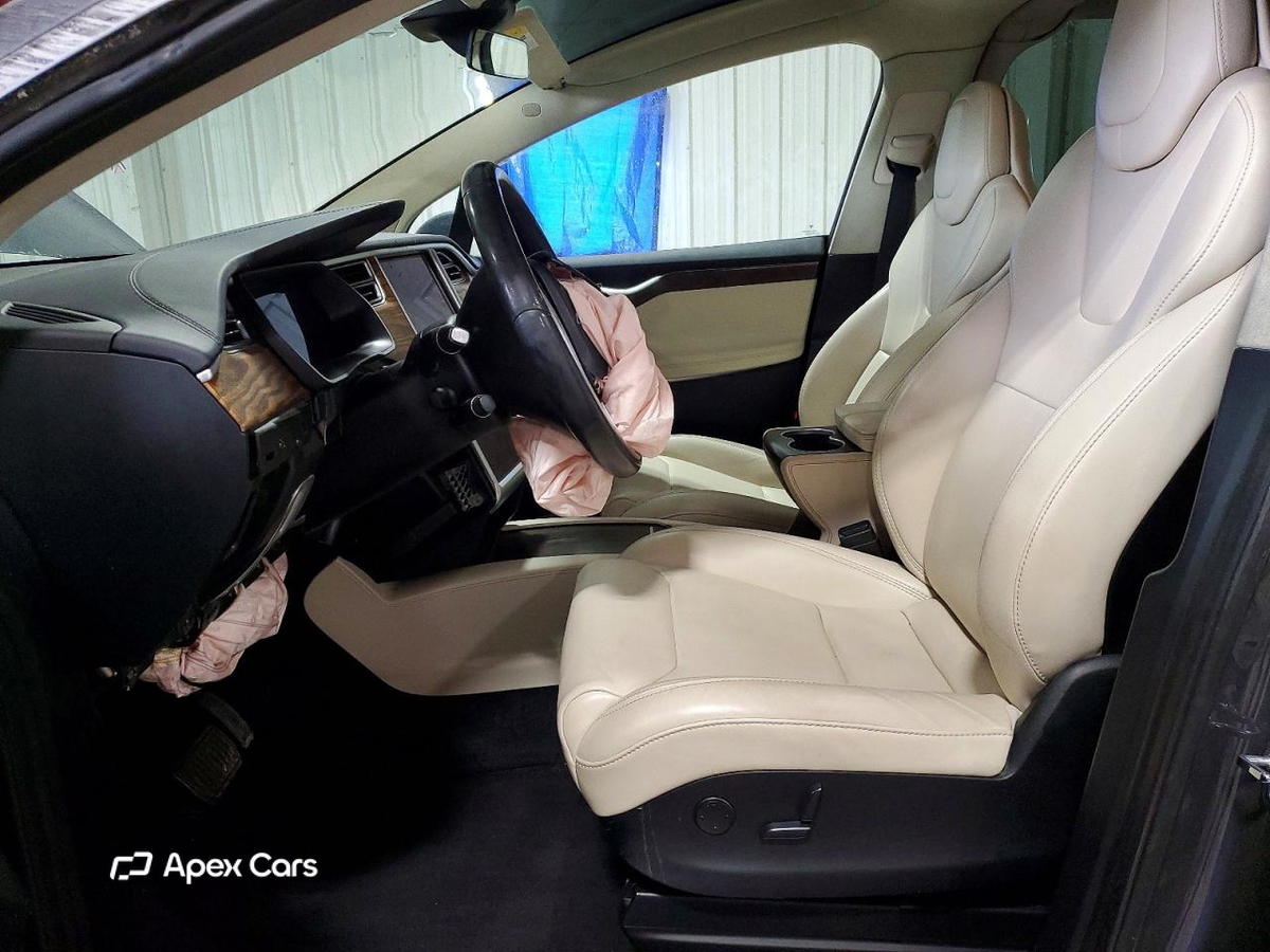 Tesla Model X 2018