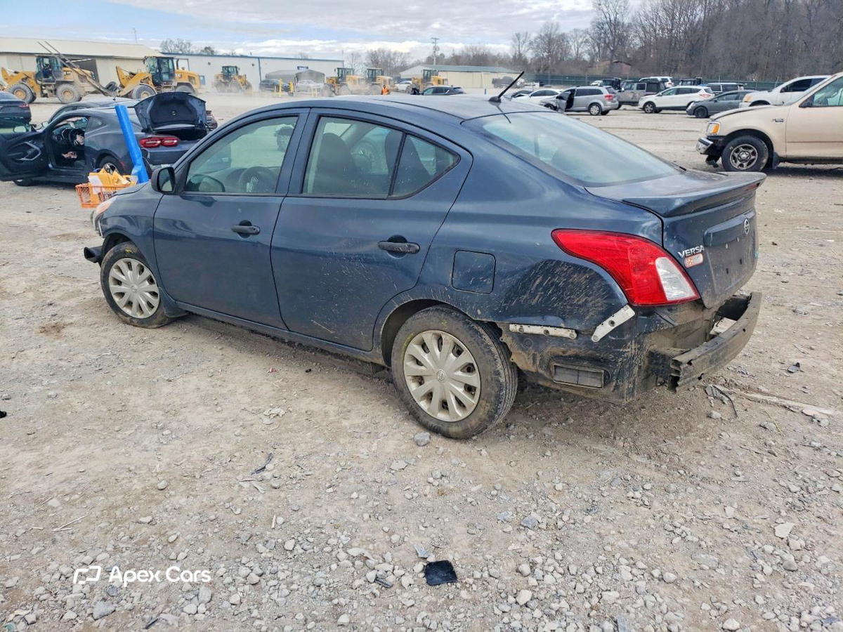 Nissan Versa 2015