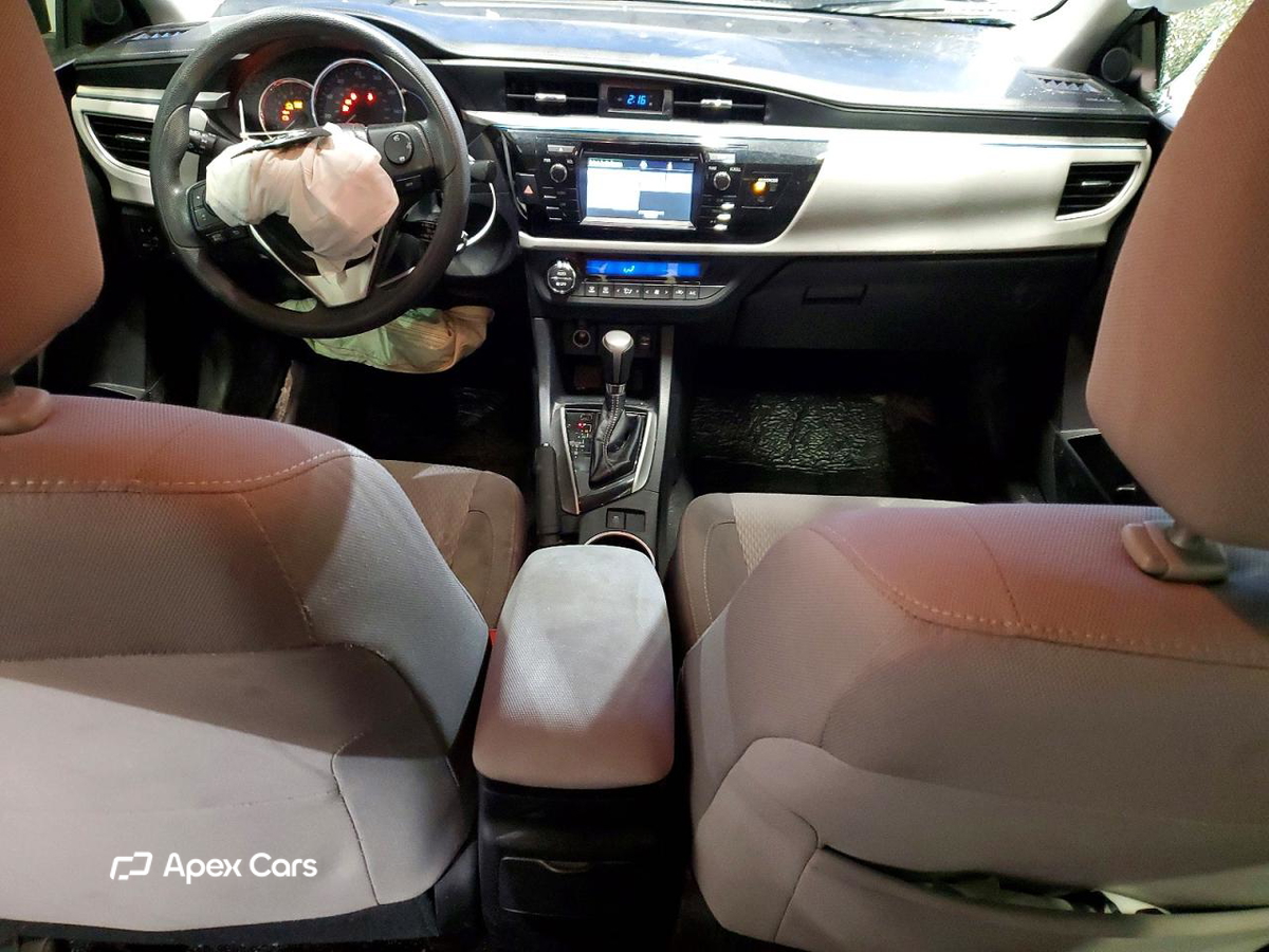 Toyota Corolla 2015