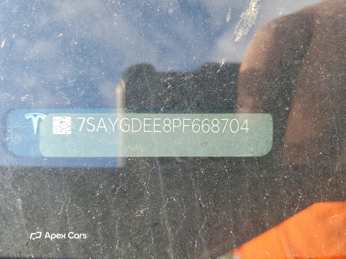 Tesla Model Y 2023