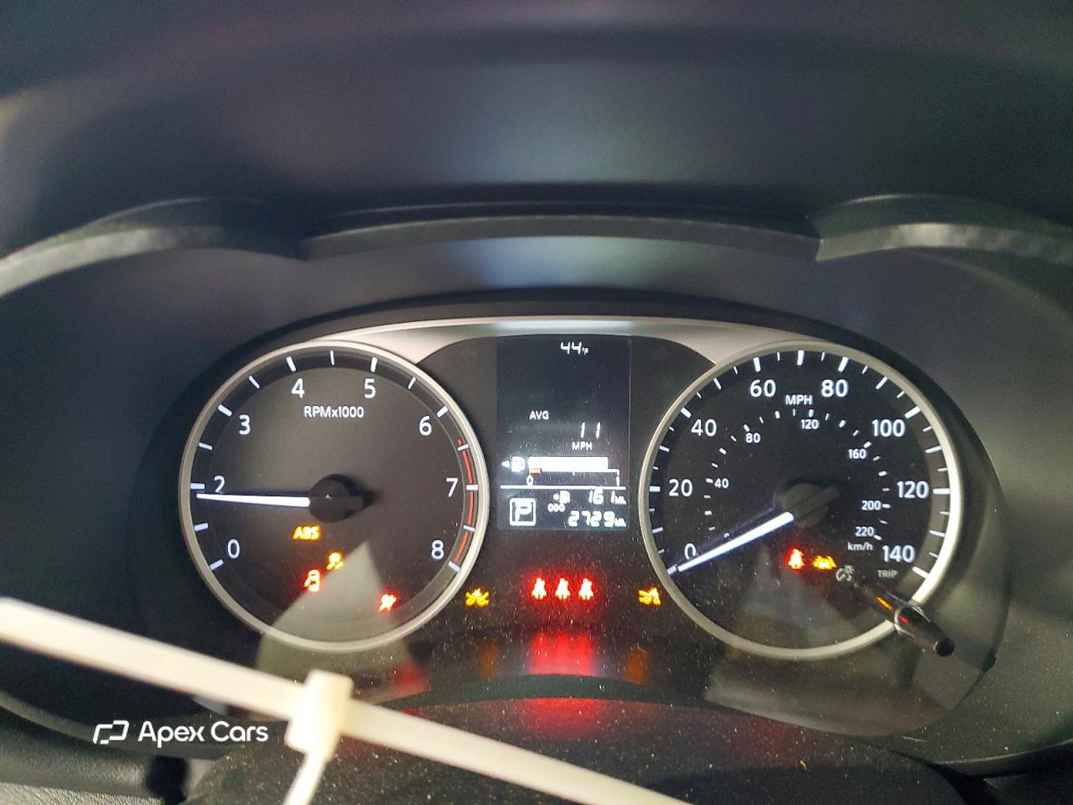Nissan Versa 2025