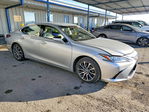 Lexus ES 2019