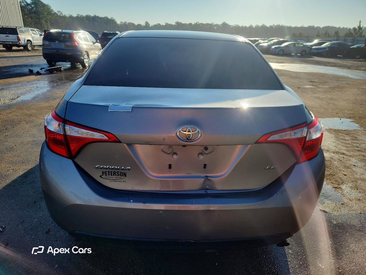 Toyota Corolla 2015
