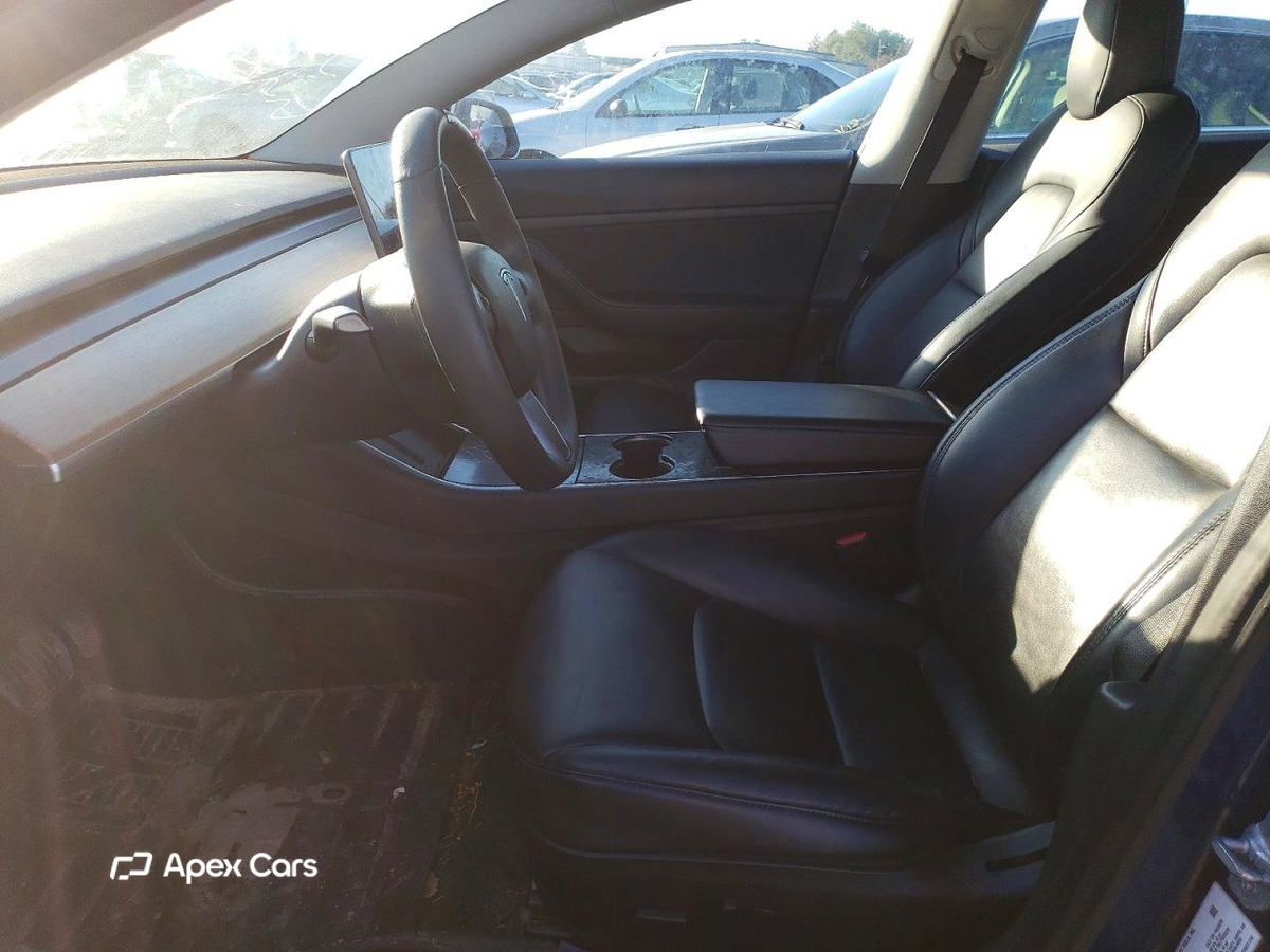 Tesla Model 3 2020