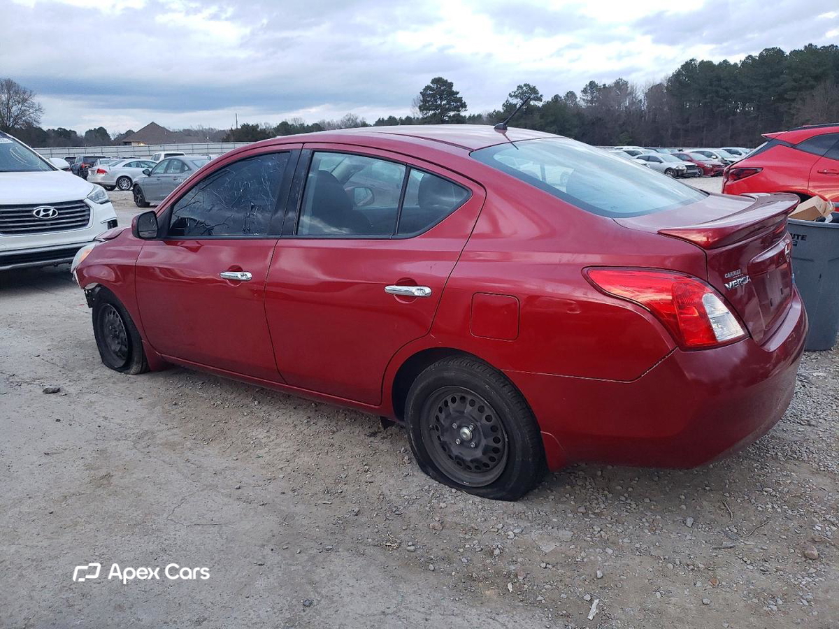 Nissan Versa 2014