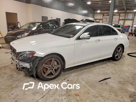 Mercedes-Benz  2017 - Image 1 of 12