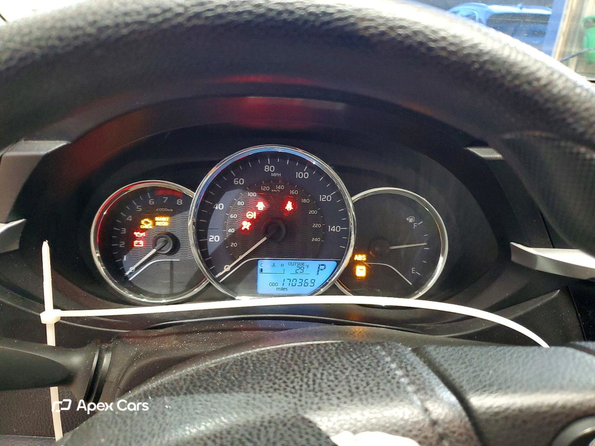 Toyota Corolla 2015
