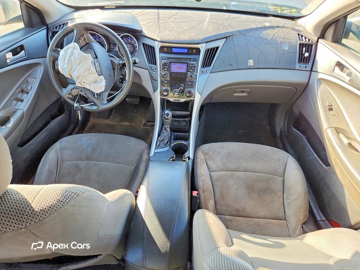 Hyundai Sonata 2011