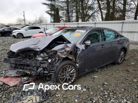 Lexus ES 2018 - Image 1 of 13