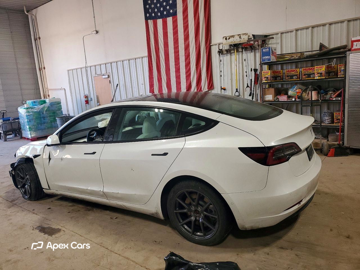 Tesla Model 3 2022