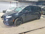 Chrysler Pacifica 2023