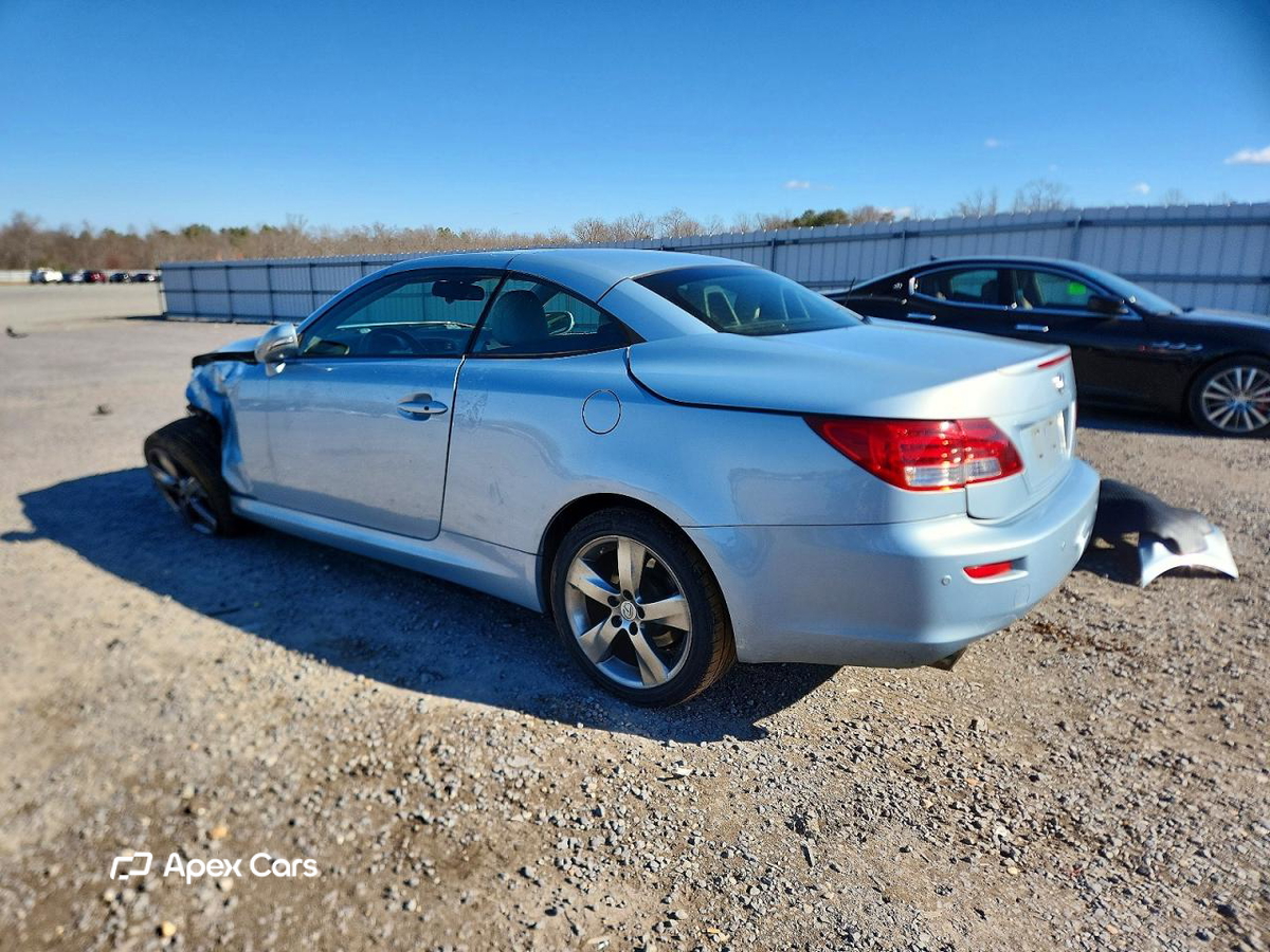Lexus IS 2011