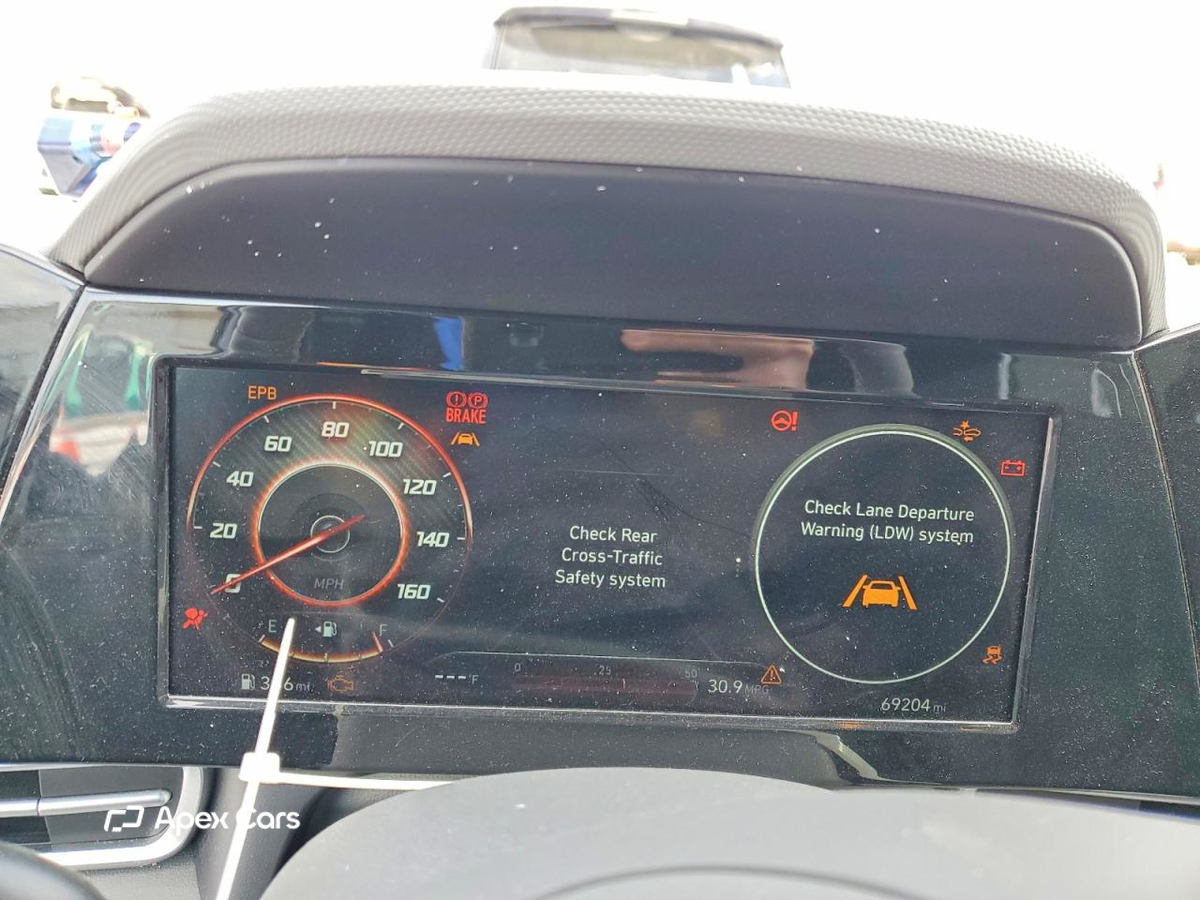 Hyundai Elantra 2021