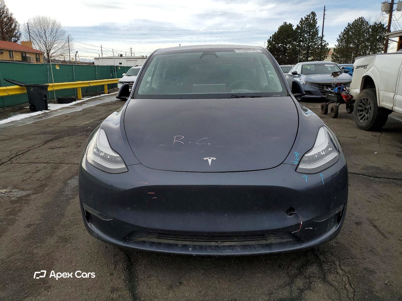 Tesla Model Y 2022