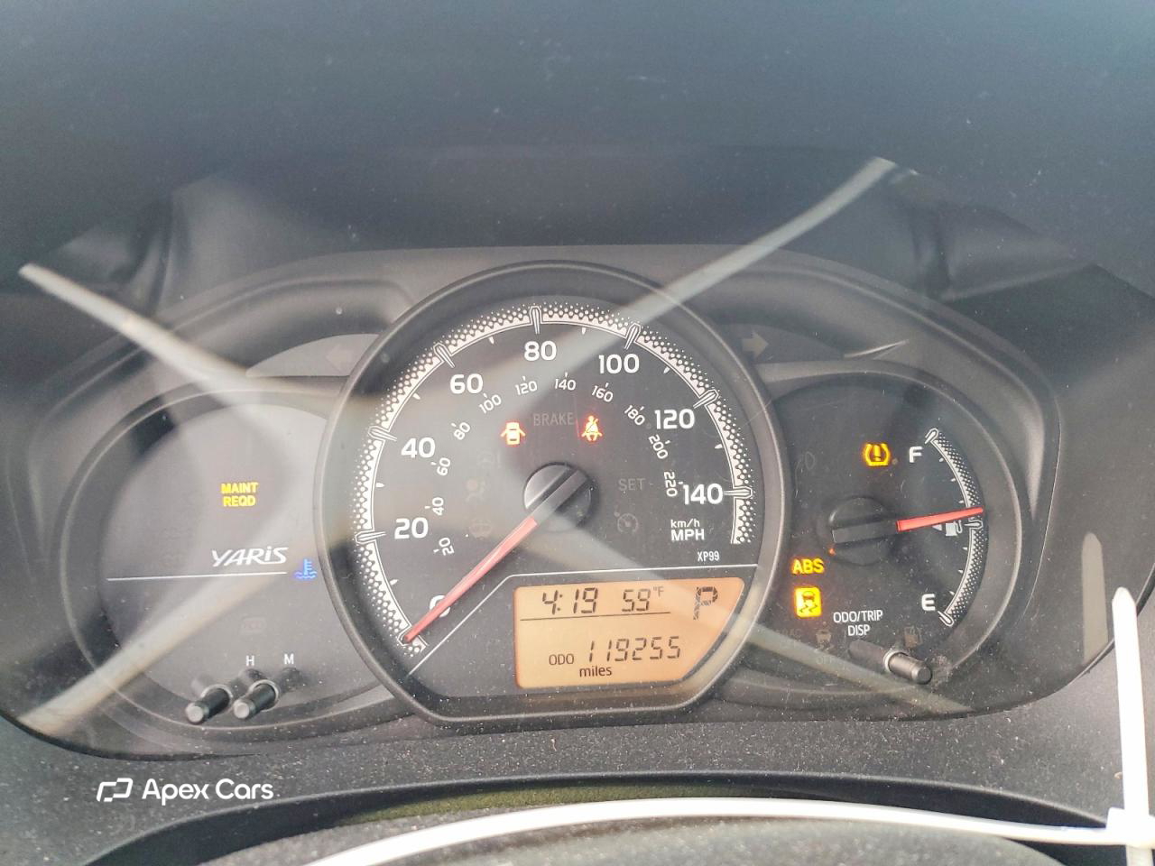 Toyota Yaris 2015