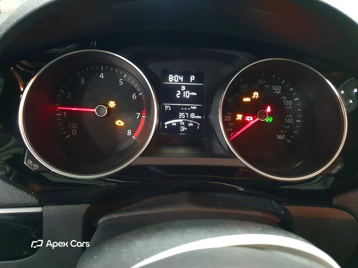 Volkswagen Jetta 2015