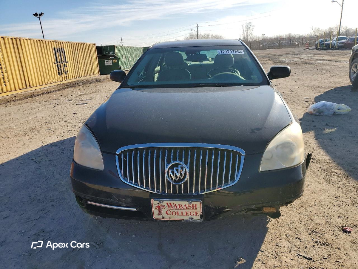 Buick Lucerne 2010