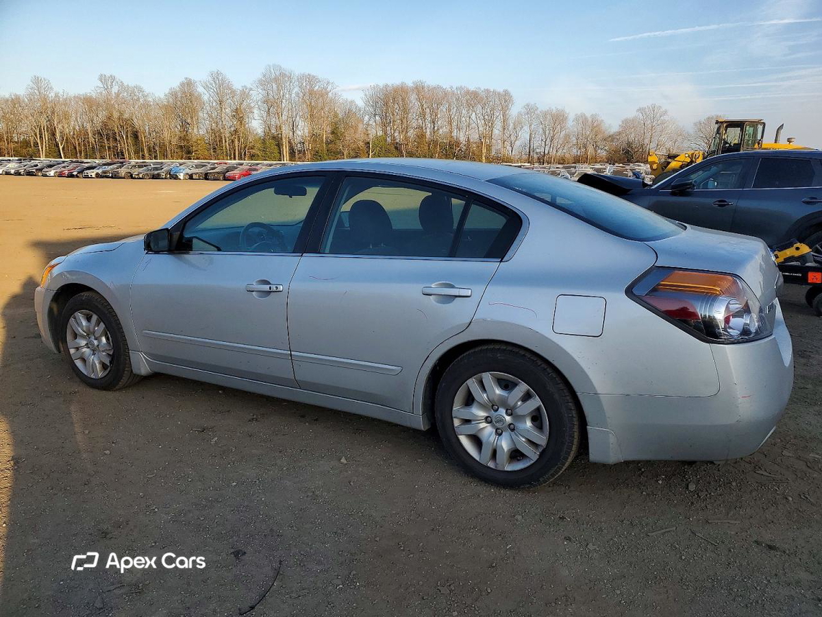 Nissan Altima 2012