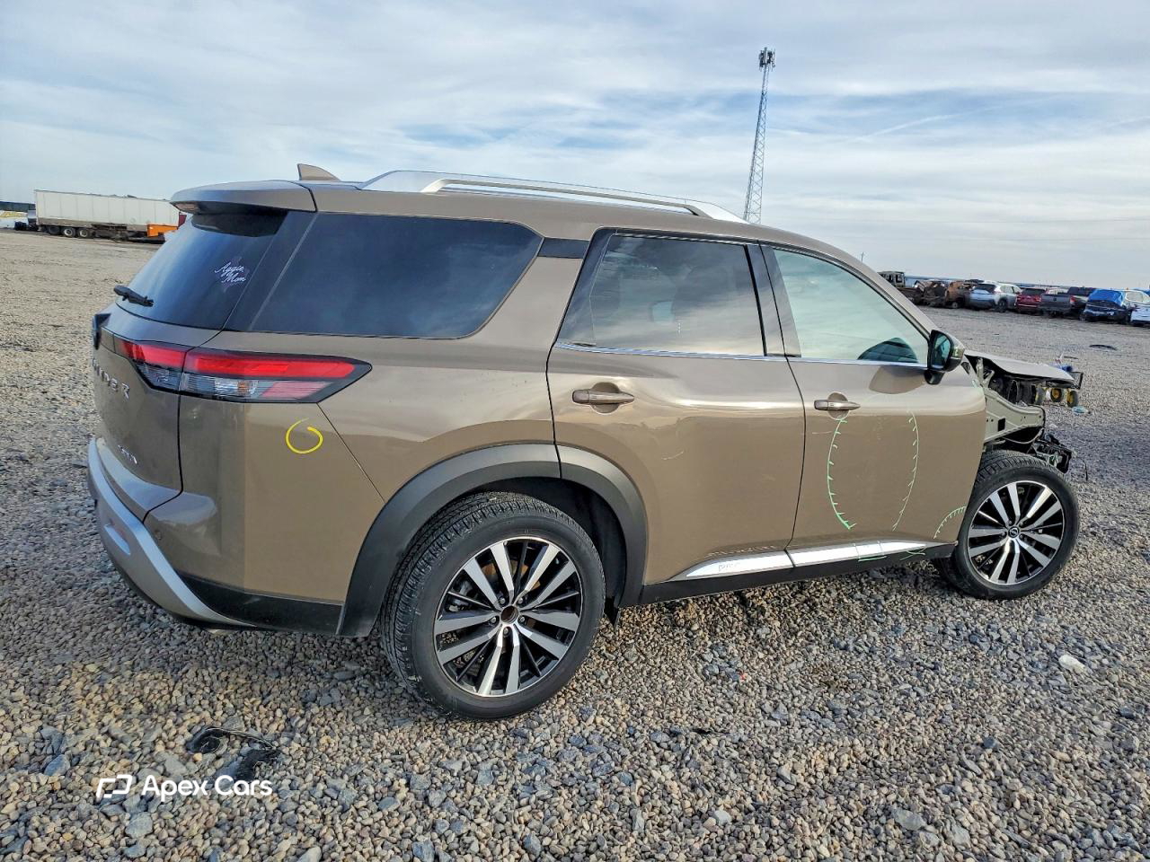 Nissan Pathfinder 2023