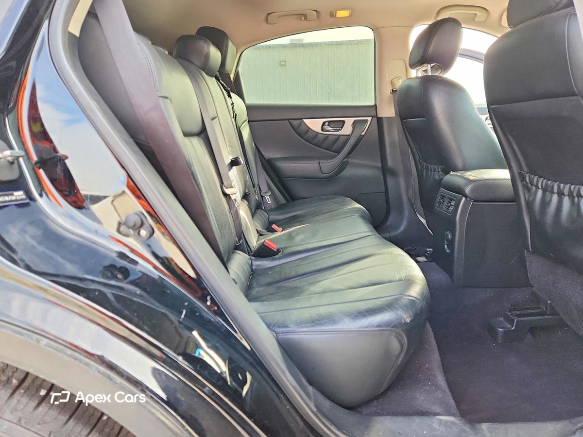 Infiniti FX 2012