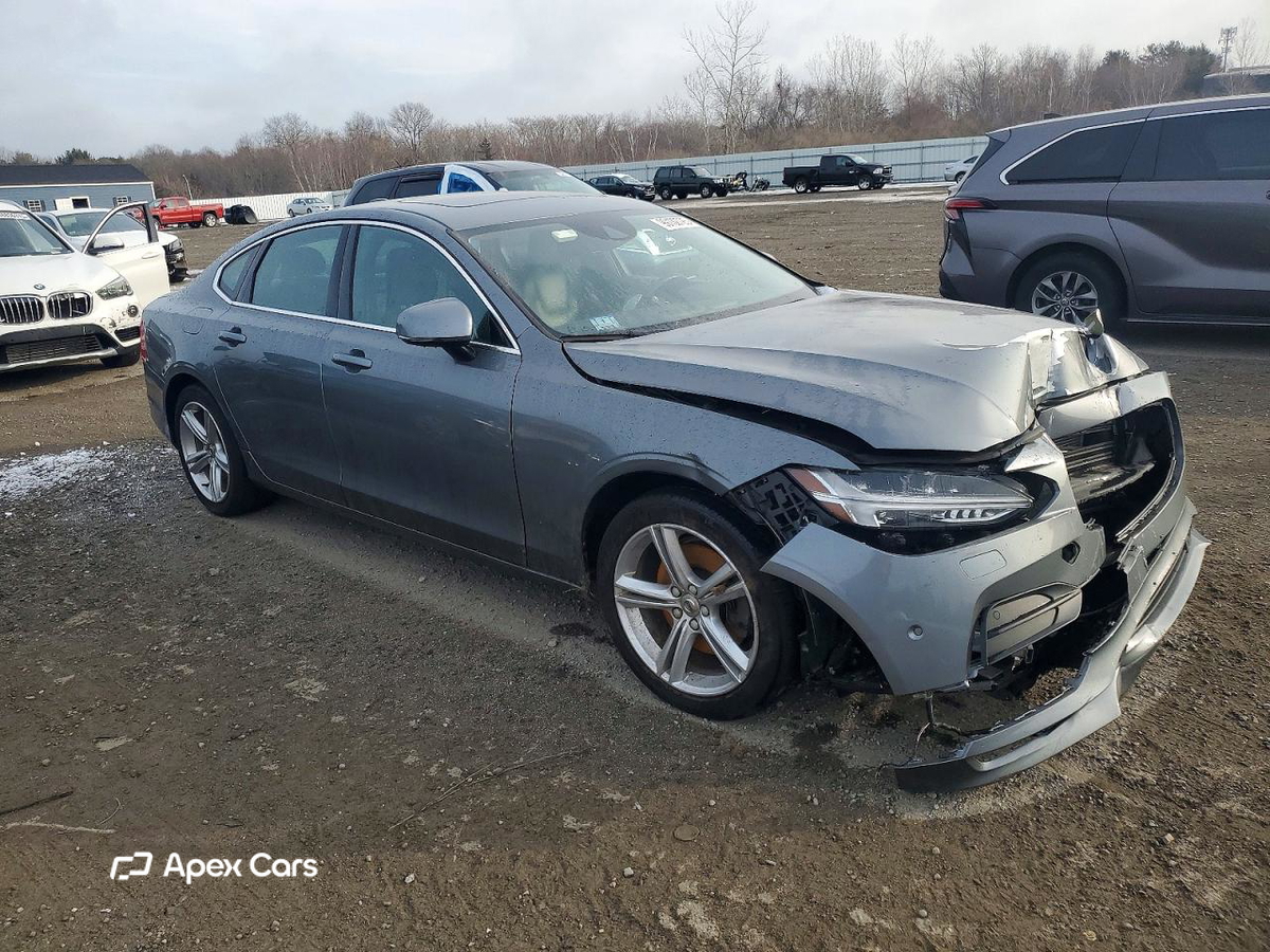 Volvo S90 2017