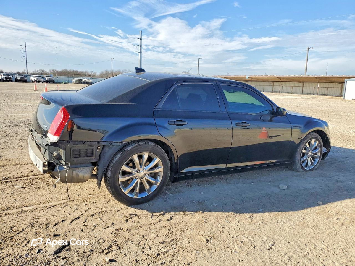Chrysler 300C 2016