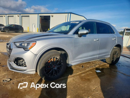 Audi Q3 2022 - Image 1 of 13