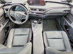 Lexus UX 2022