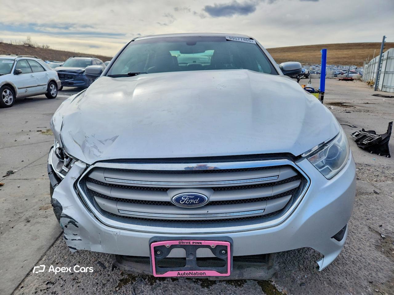 Ford Taurus 2016