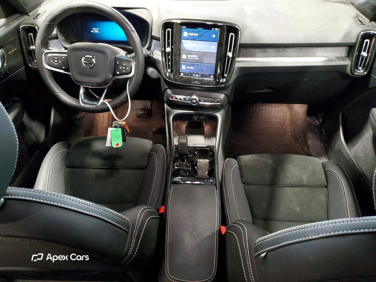 Volvo XC40 2024