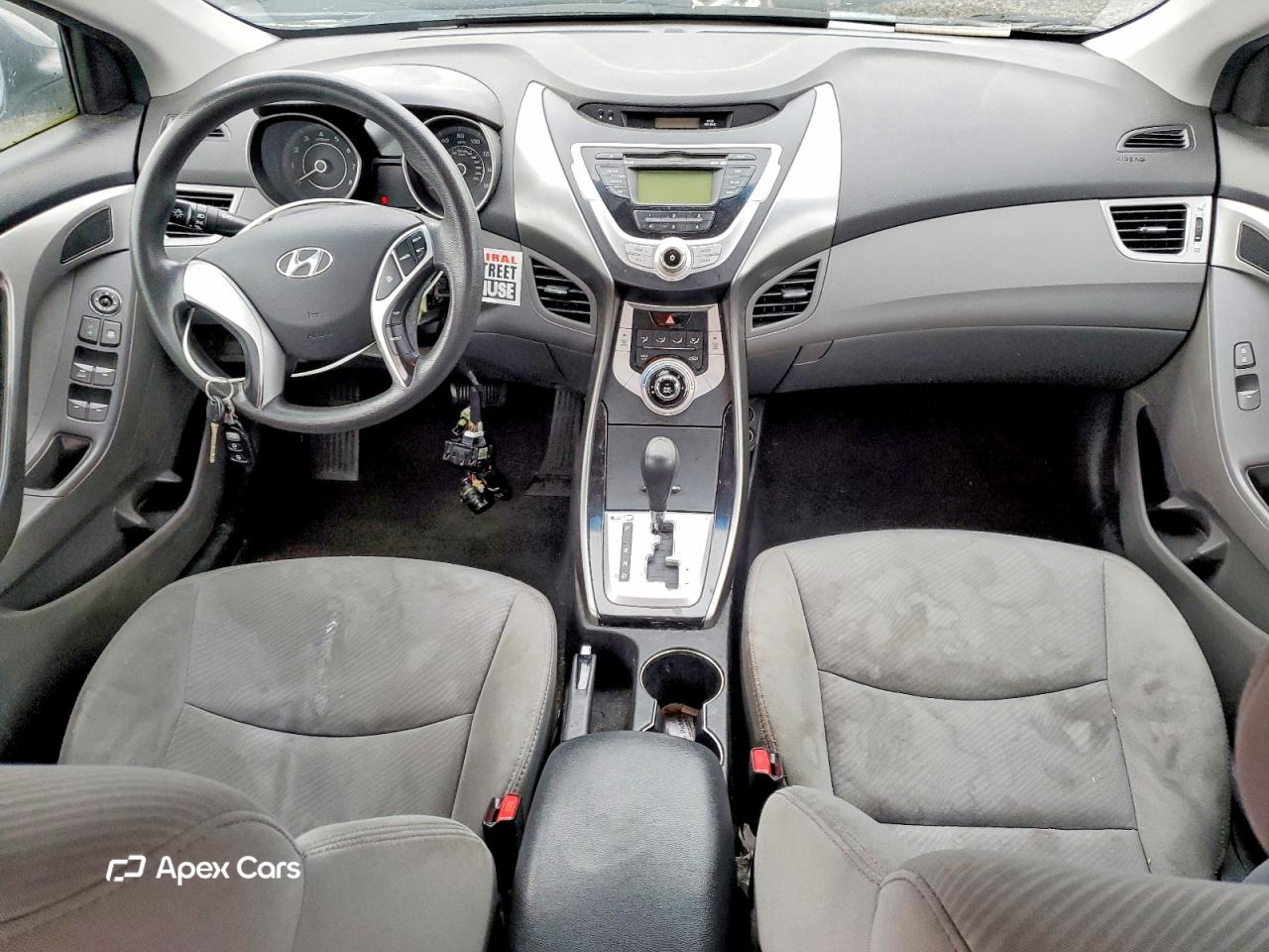 Hyundai Elantra 2012
