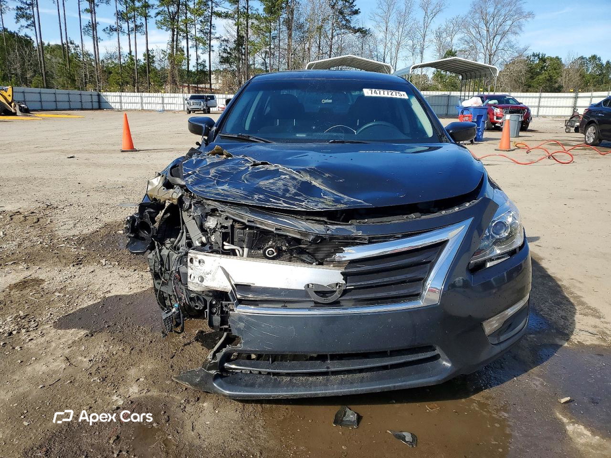 Nissan Altima 2015