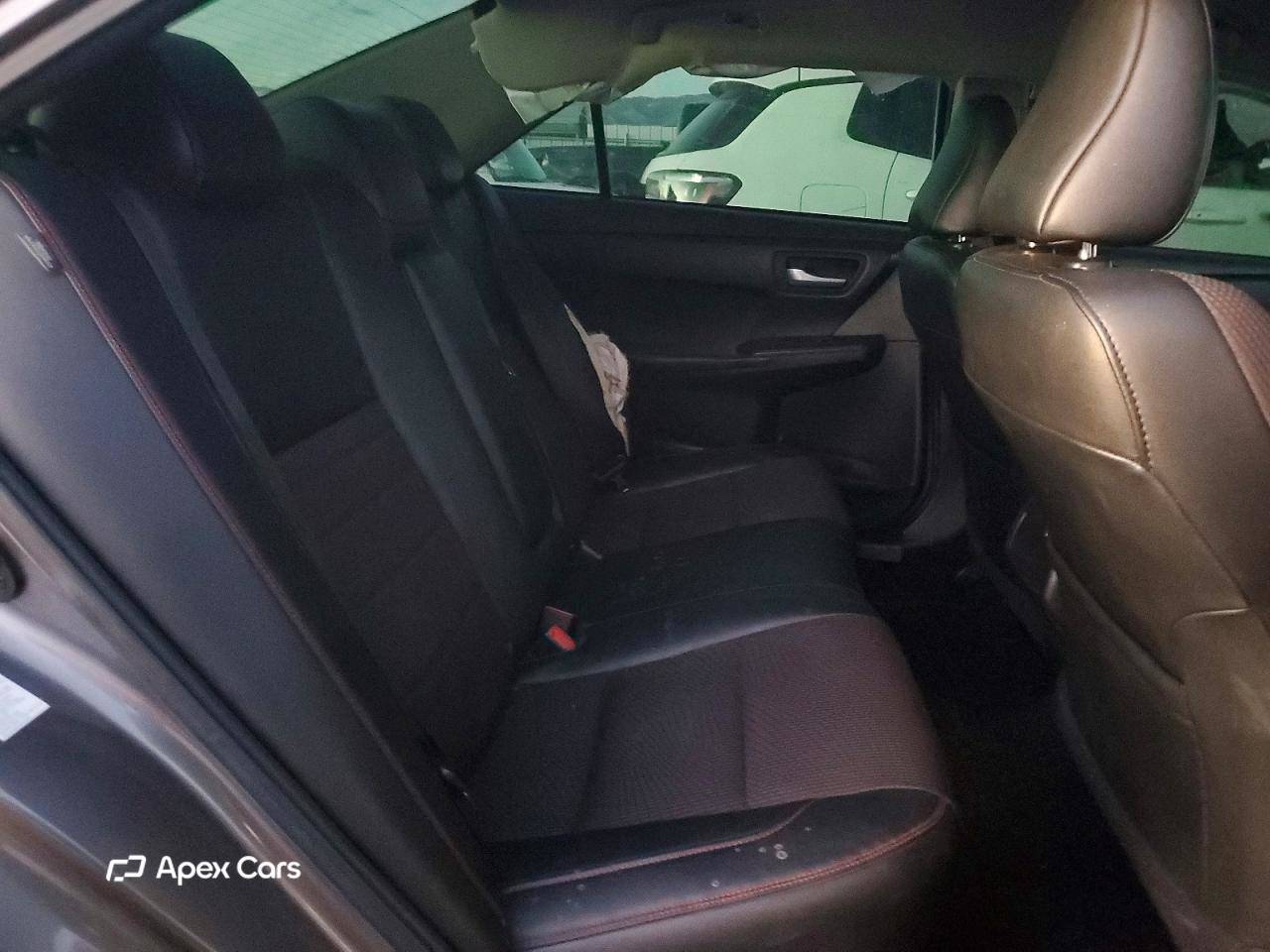 Toyota Camry 2016