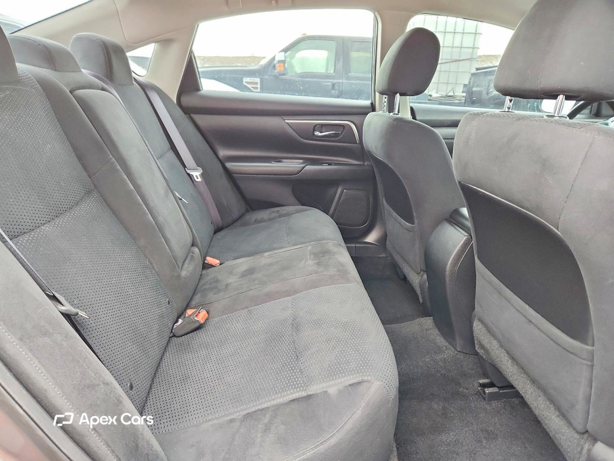 Nissan Altima 2015