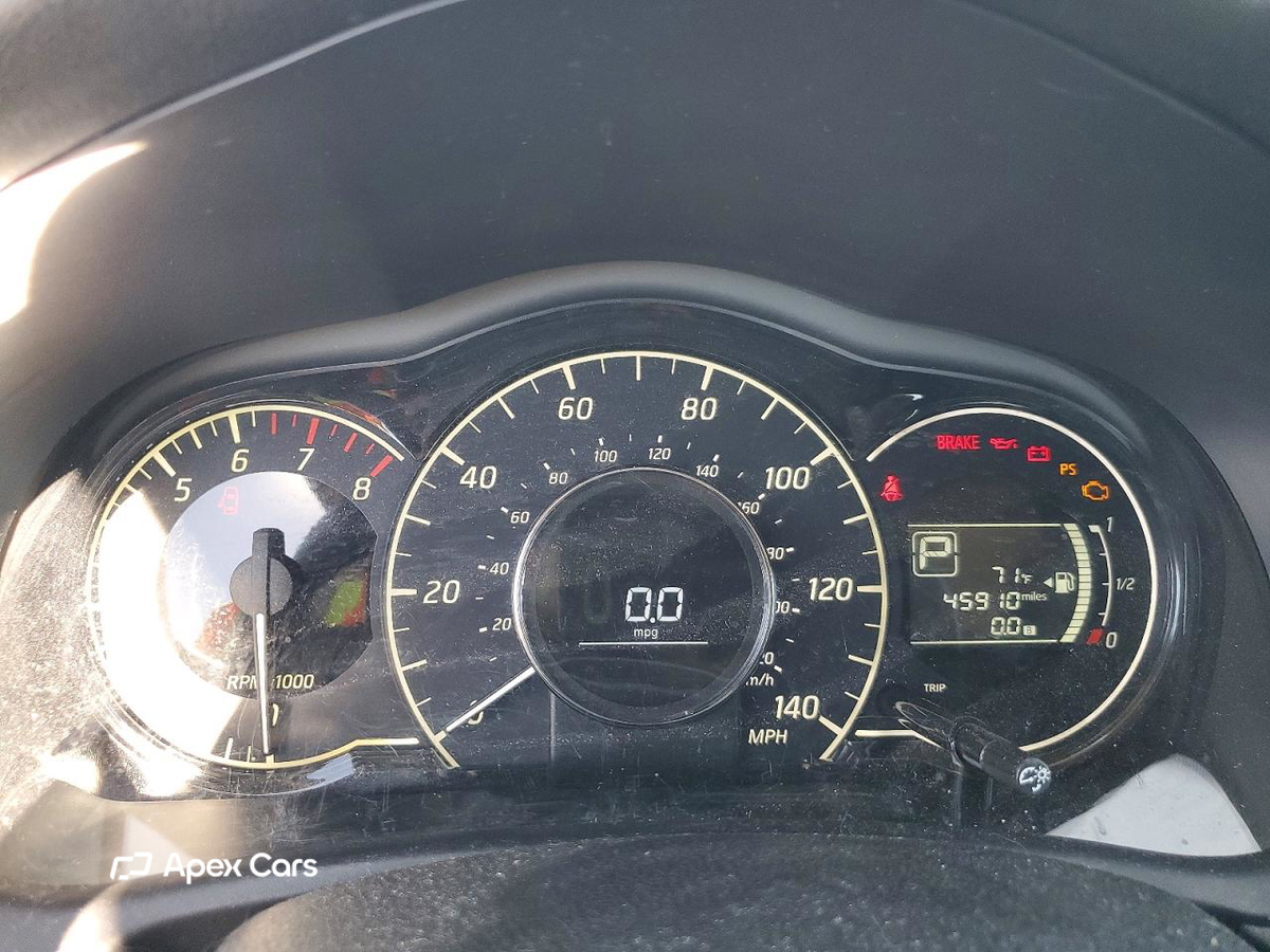 Nissan Versa 2015