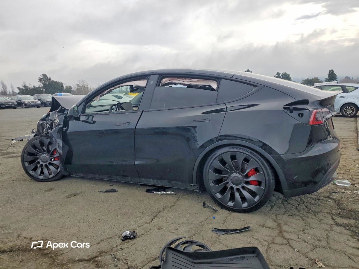 Tesla Model Y 2022