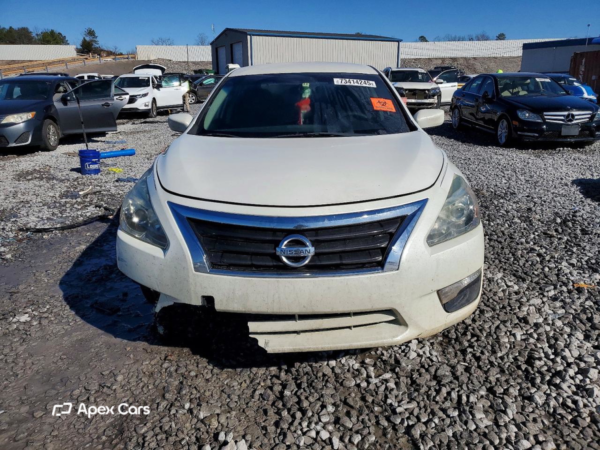 Nissan Altima 2014
