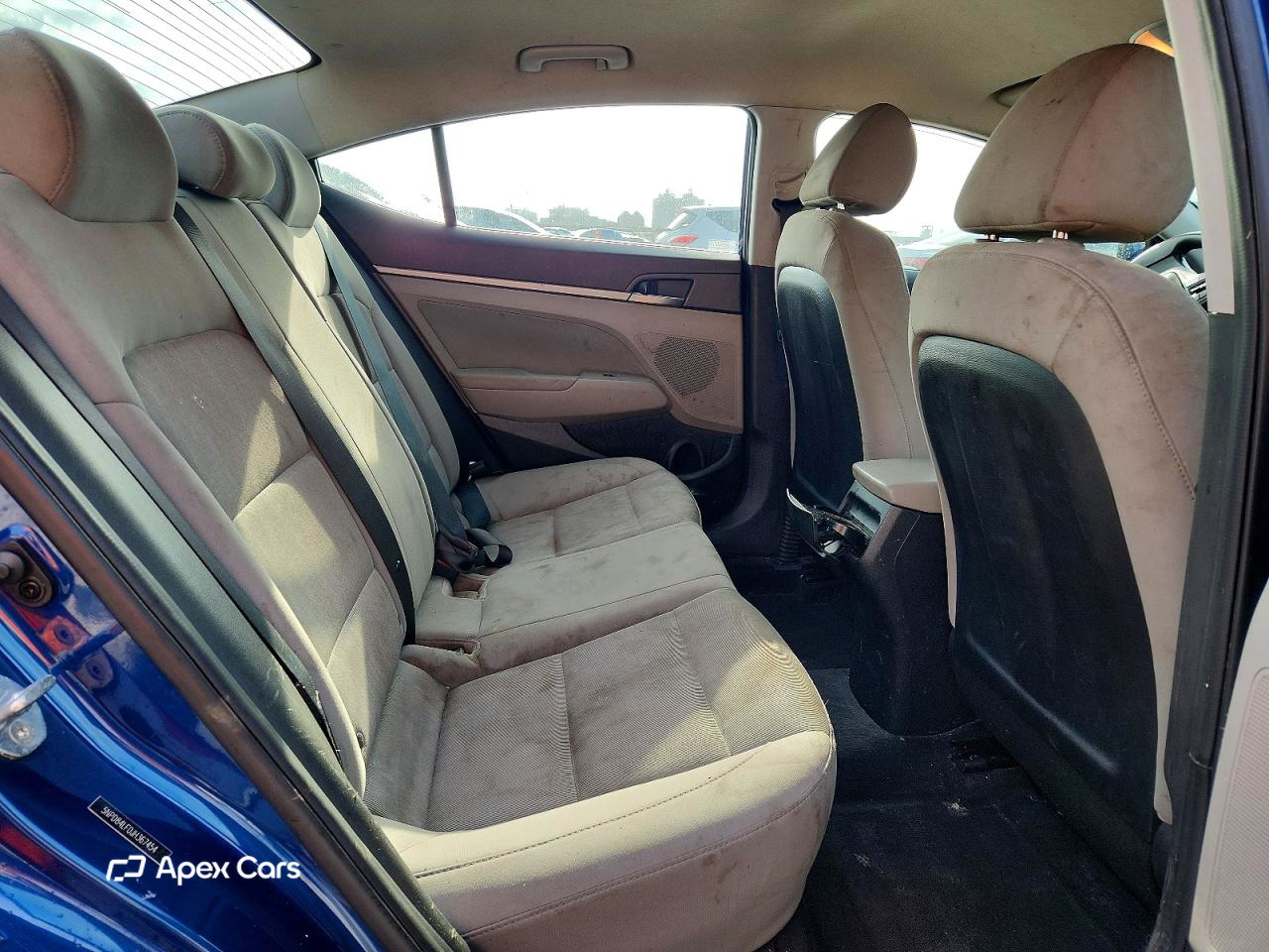 Hyundai Elantra 2018