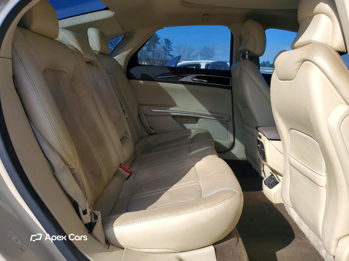 Lincoln MKZ 2014