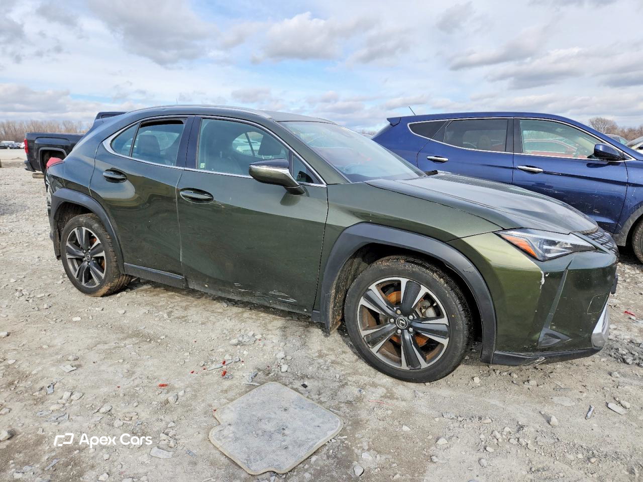 Lexus UX 2022